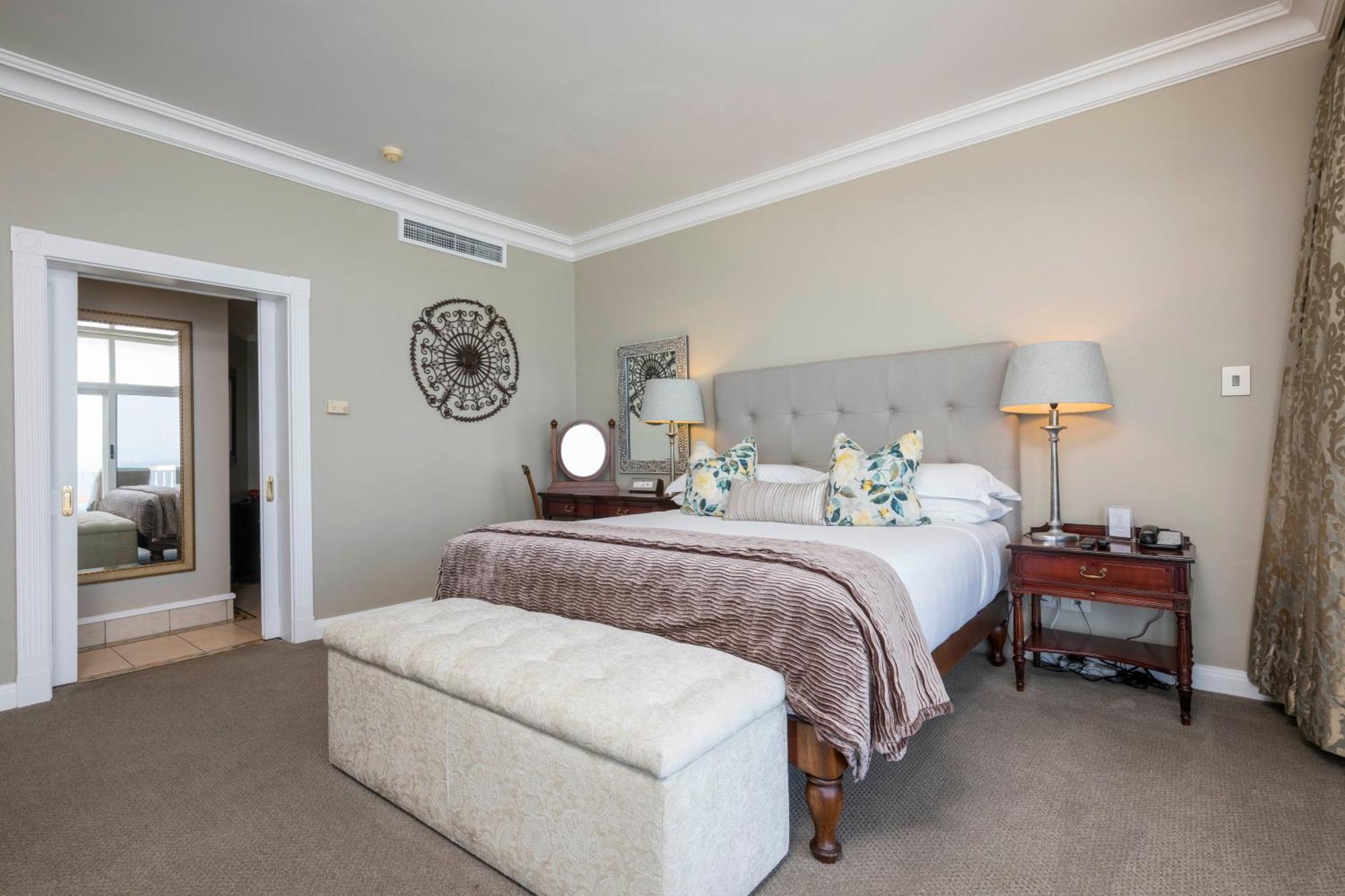 Beverly Hills Durban Exterior foto A bedroom at the Cape Heritage